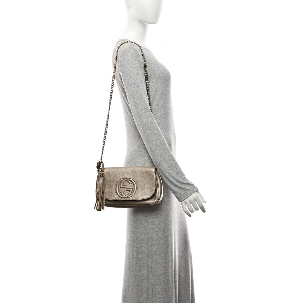 Gucci Metallic Pebbled Calfskin Medium Soho Flap Crossbody Golden Beige