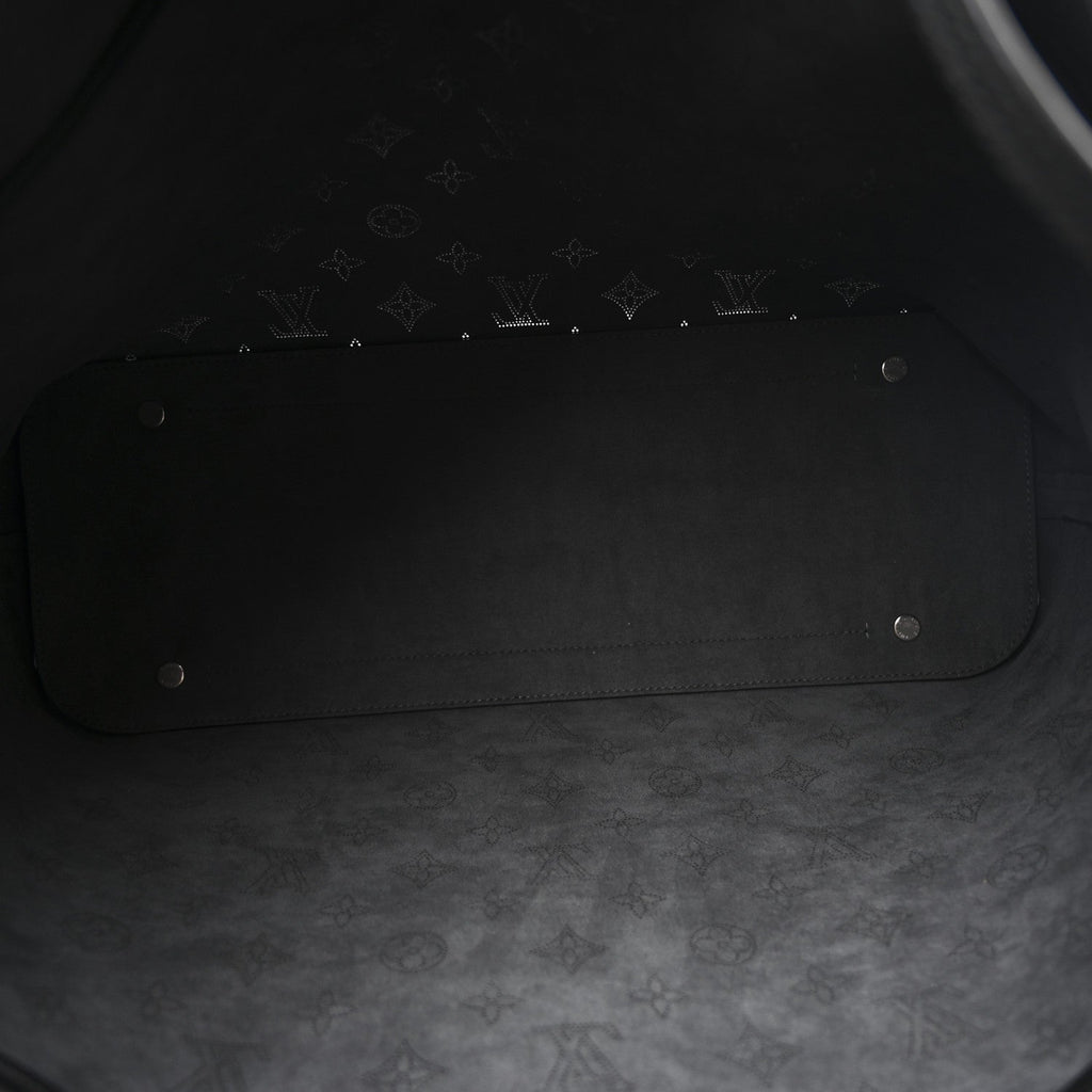 Louis Vuitton Mahina Boundless Tote Black