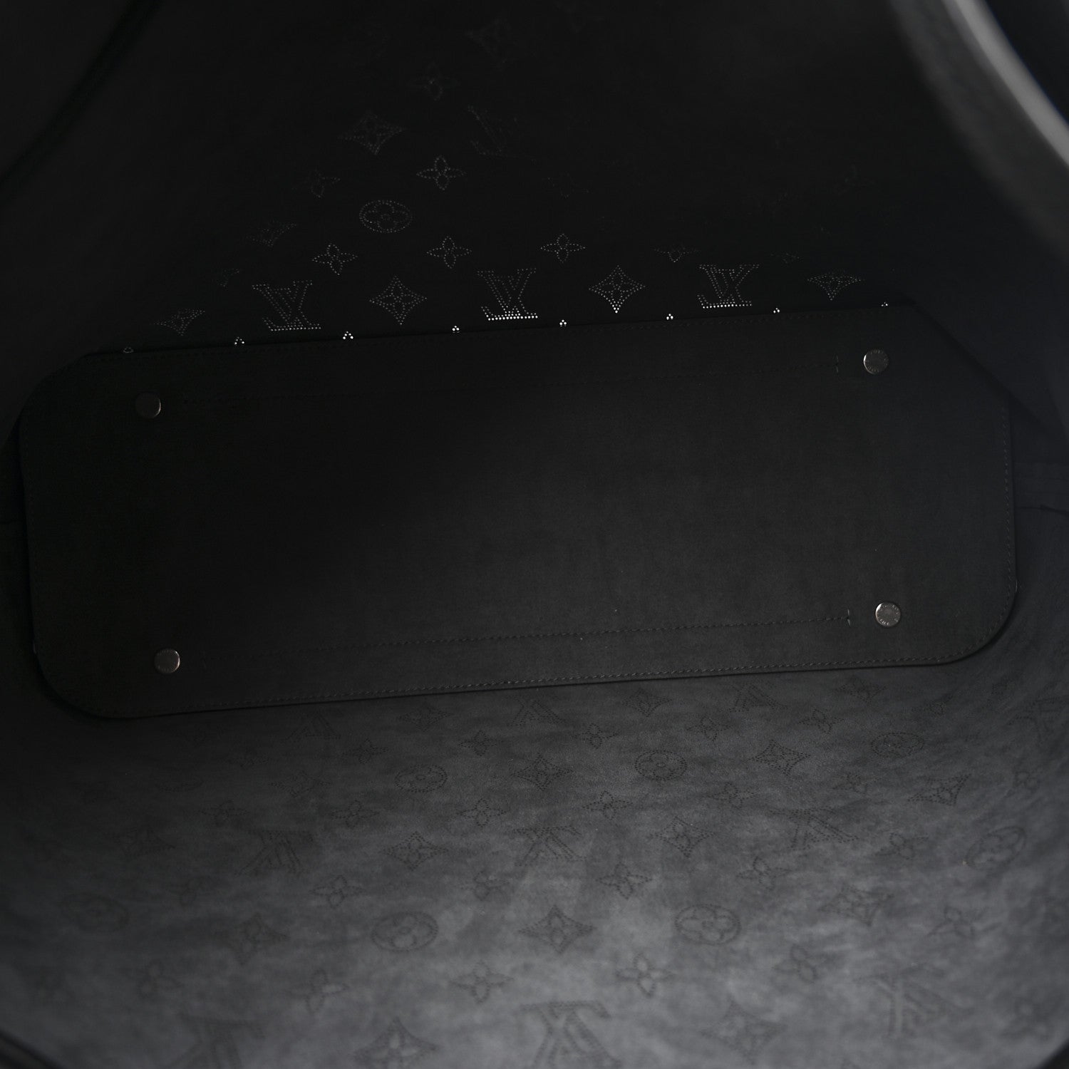 Louis Vuitton Mahina Boundless Tote Black