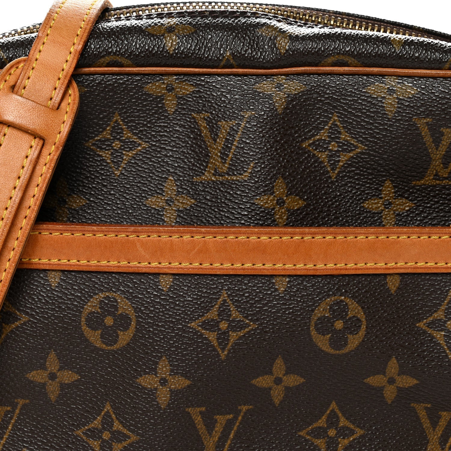 Louis Vuitton Monogram Trocadero 30