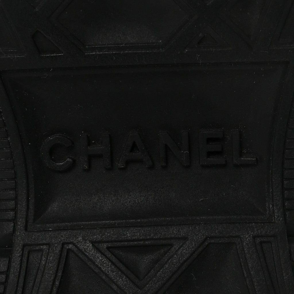 Chanel Velvet Calfskin Mixed Fibers CC Sneakers 36.5 Black