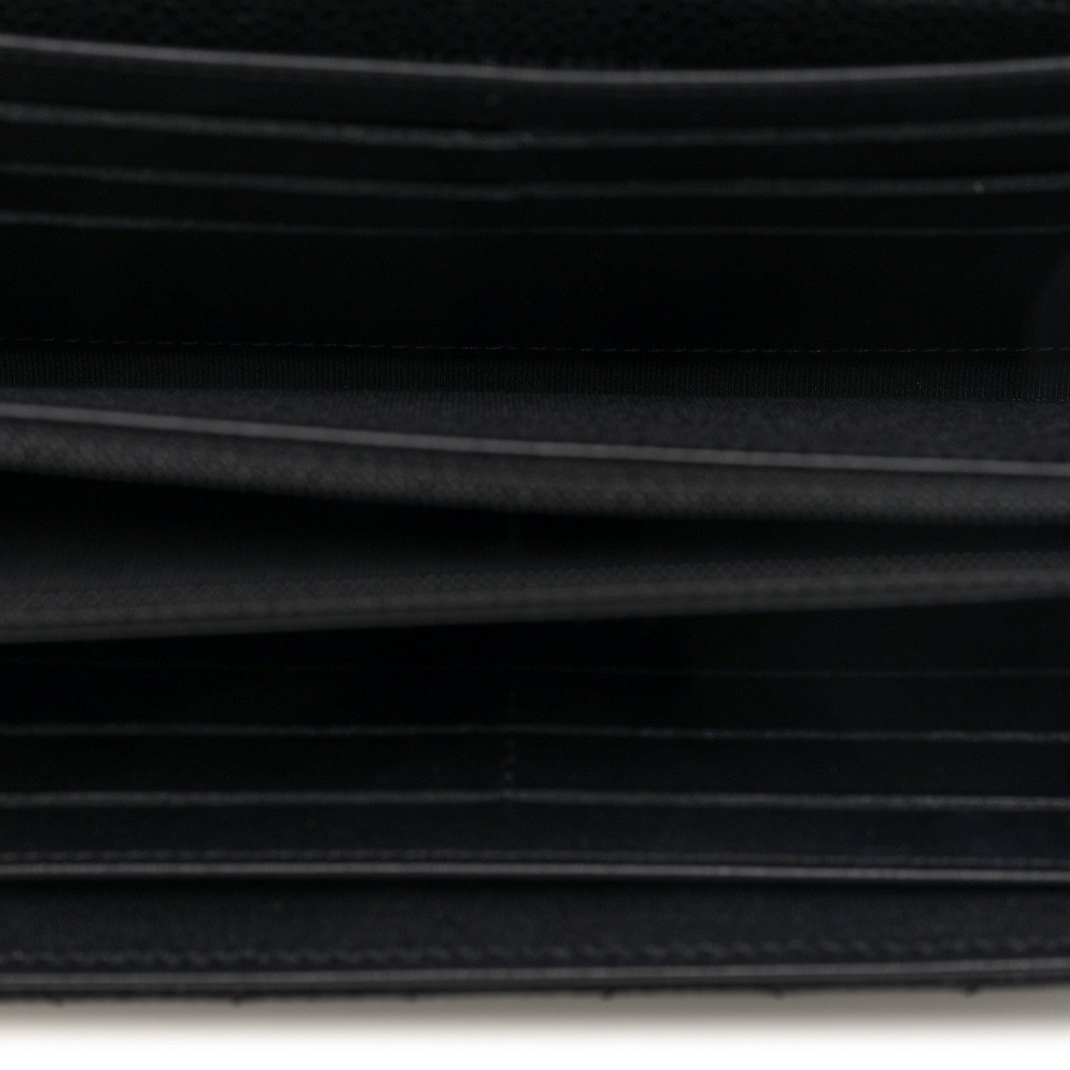Caviar Quilted Large Gusset Flap Wallet Black