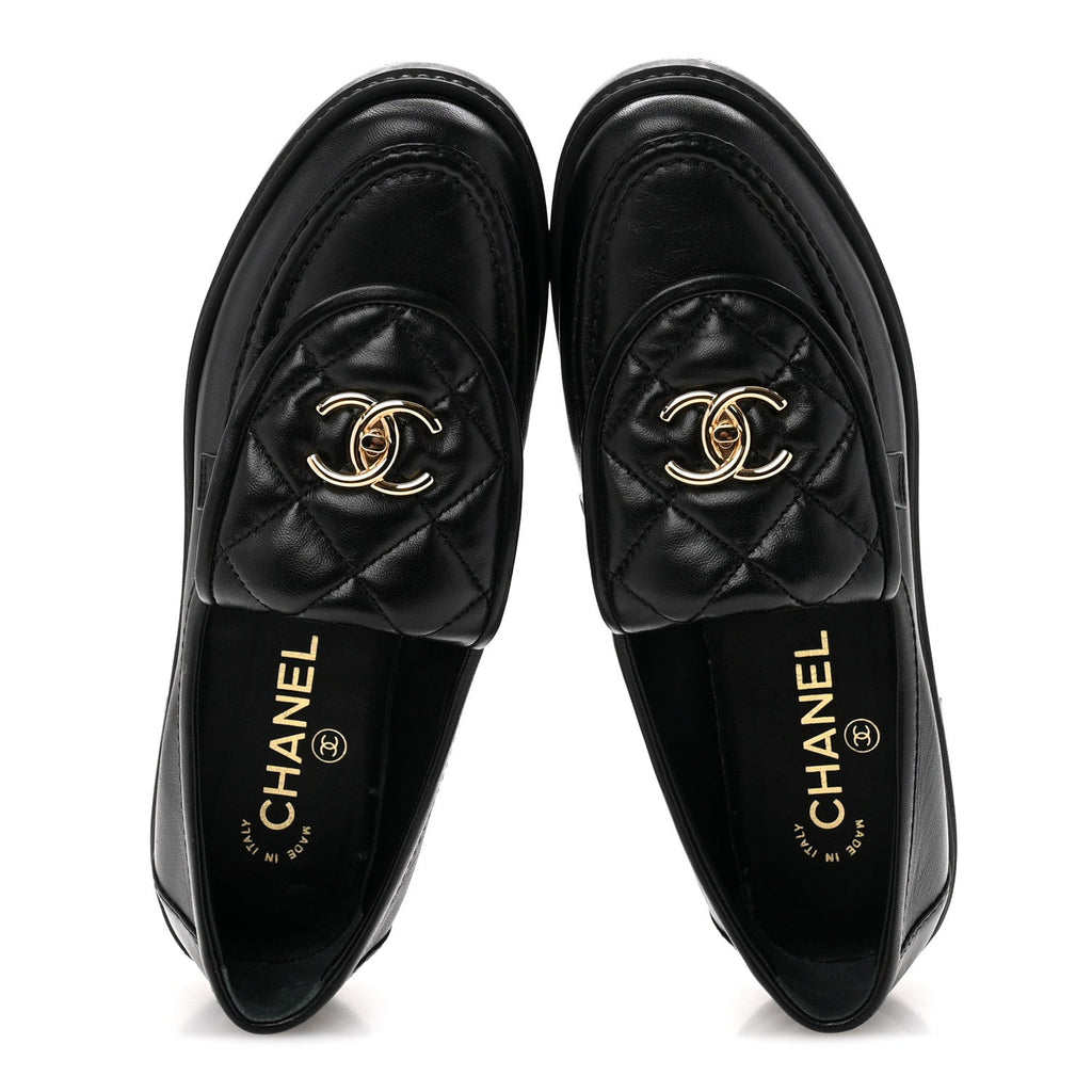 Lambskin Quilted CC Turnlock Loafers 38 Black