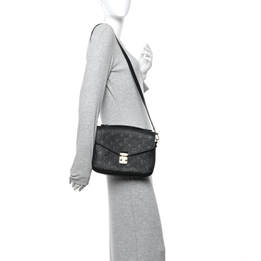 Louis Vuitton Empreinte Pochette Metis Black