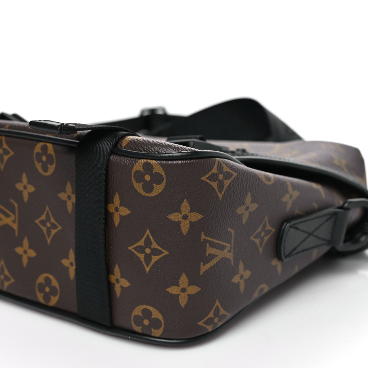 Louis Vuitton Monogram Macassar LV Trail Messenger