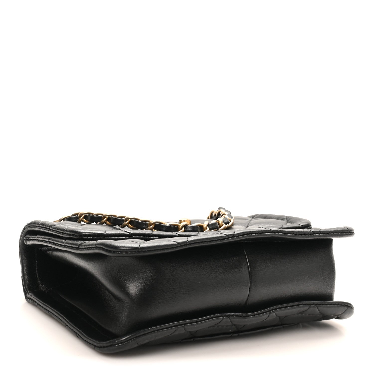 Chanel Shiny Lambskin Flap Clutch With Chain Black
