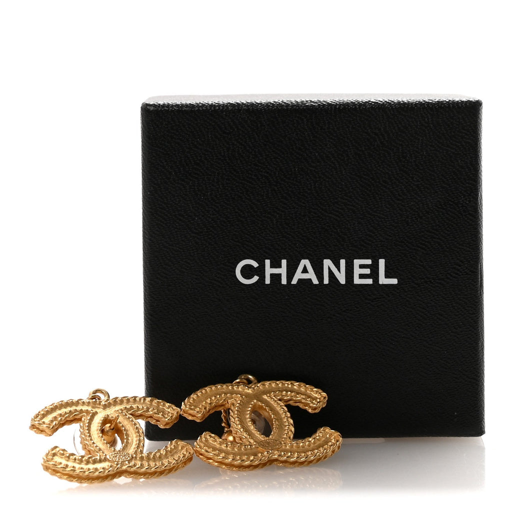 CC Drop Earrings Matte Gold