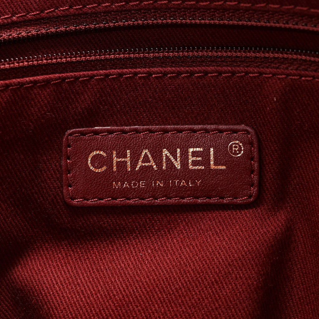 Chanel Glazed Caviar Quilted Small Shiva Tote Burgundy