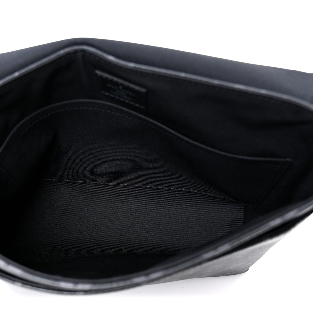Louis Vuitton Monogram Eclipse District PM Black