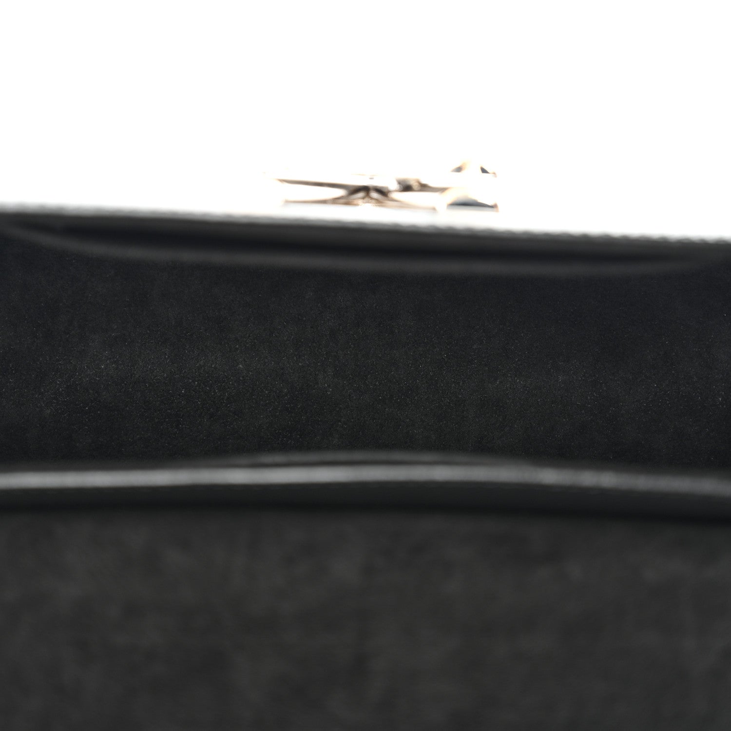 Louis Vuitton Epi Twist Shoulder Bag MM Black