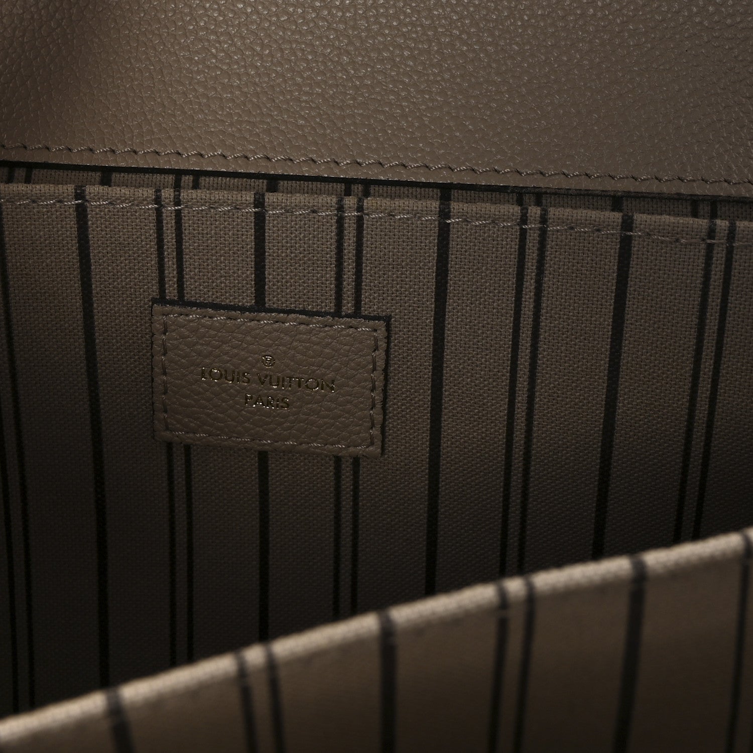 Louis Vuitton Empreinte Pochette Metis Tourterelle