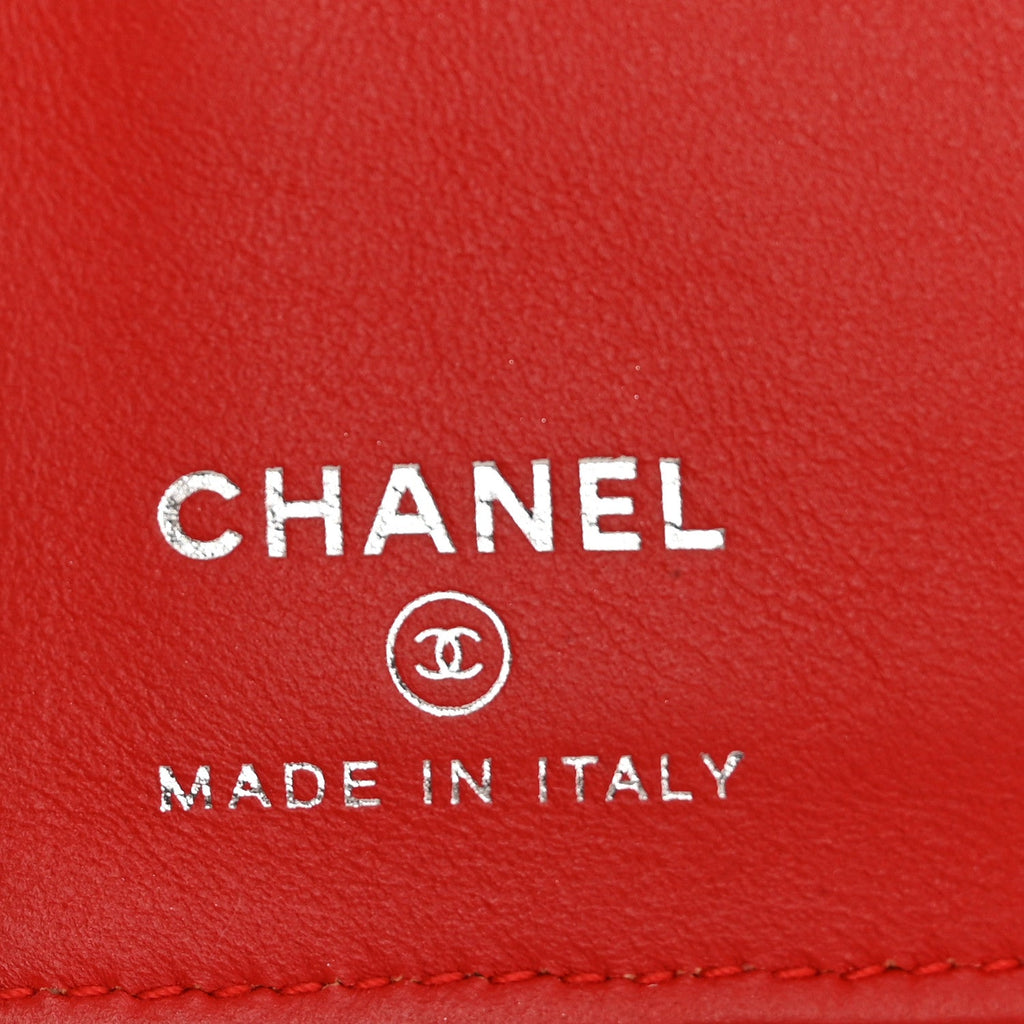 Caviar Chevron Quilted Passport Holder Red