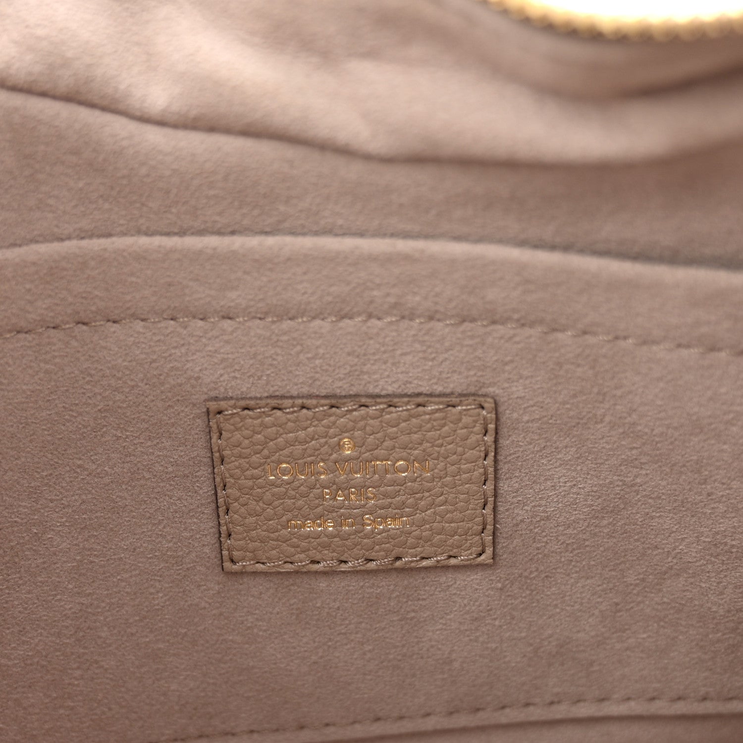 Louis Vuitton Empreinte Monogram Giant Bagatelle NM Tourterelle Creme