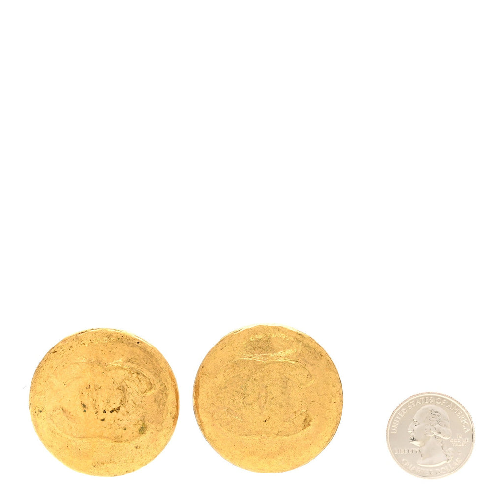Round CC Clip On Earrings Gold