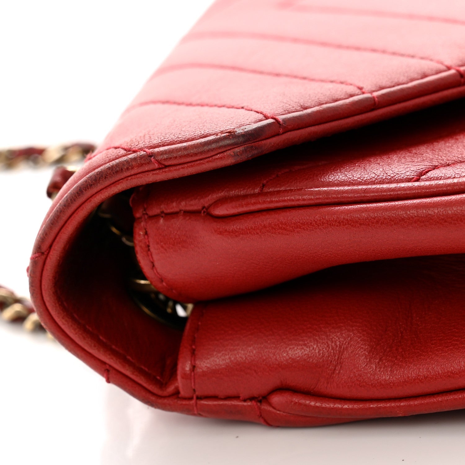 Chanel Lambskin Chevron Quilted Small Pyramid CC Flap Red