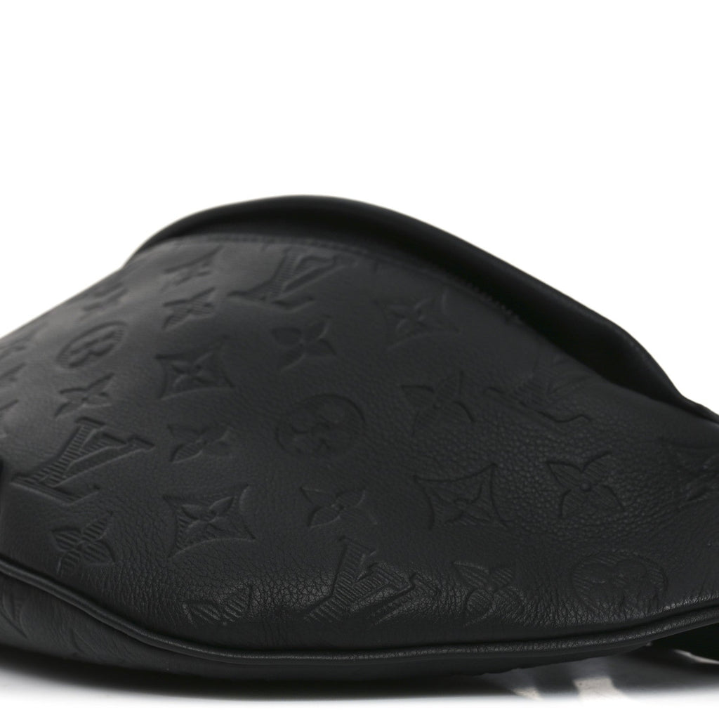 Louis Vuitton Calfskin Monogram Shadow Discovery Bumbag Black
