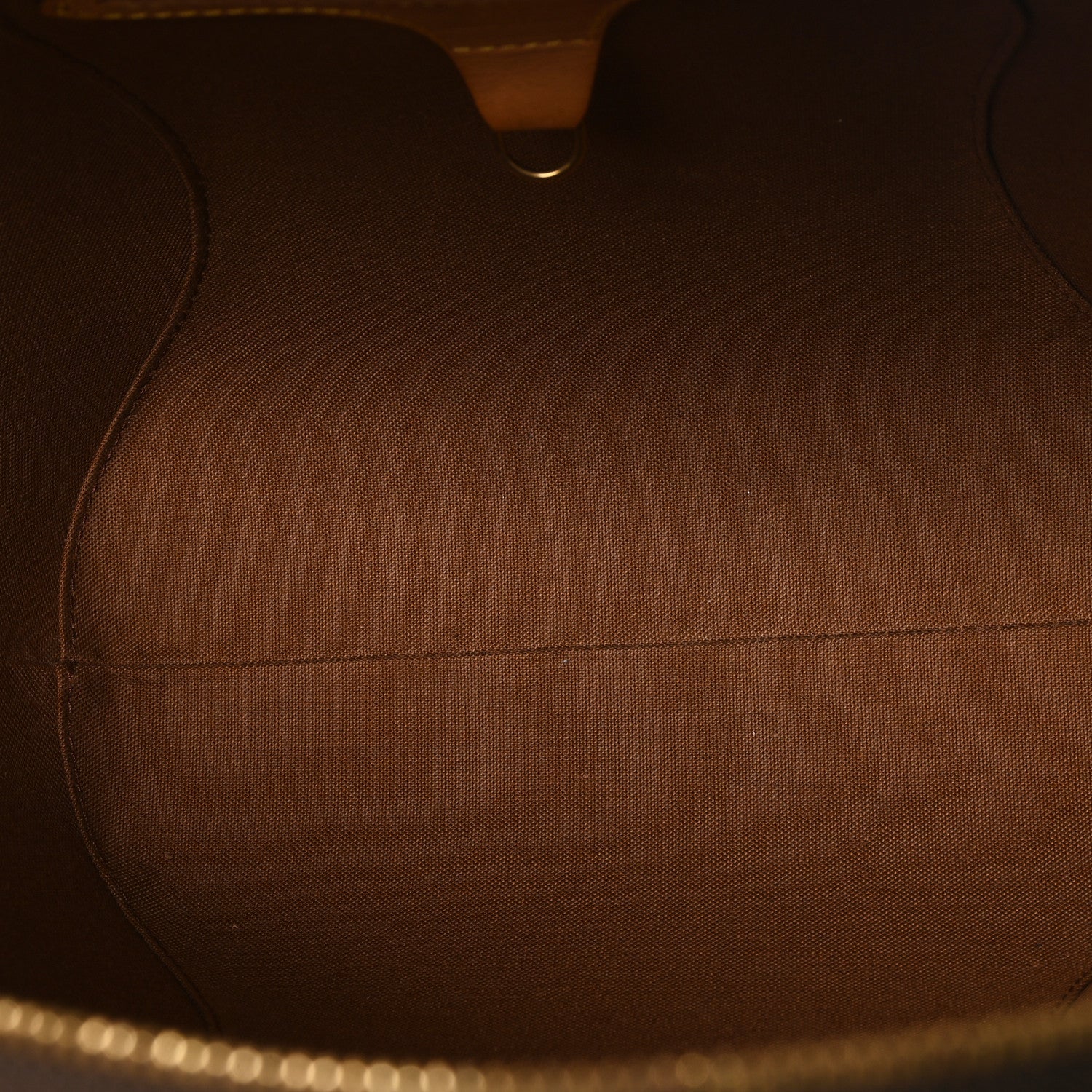 Louis Vuitton Monogram Ellipse MM