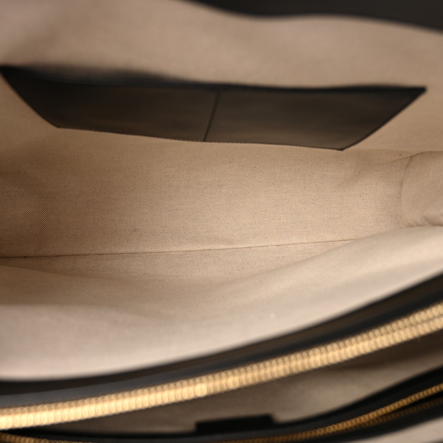 Gucci Calfskin GG Matelasse Tote Bag Black