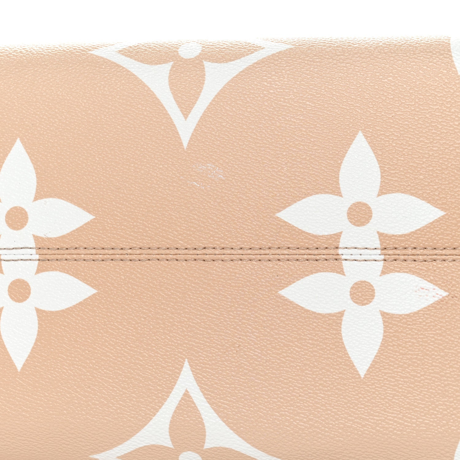 Louis Vuitton Monogram Giant By The Pool Onthego GM Brume
