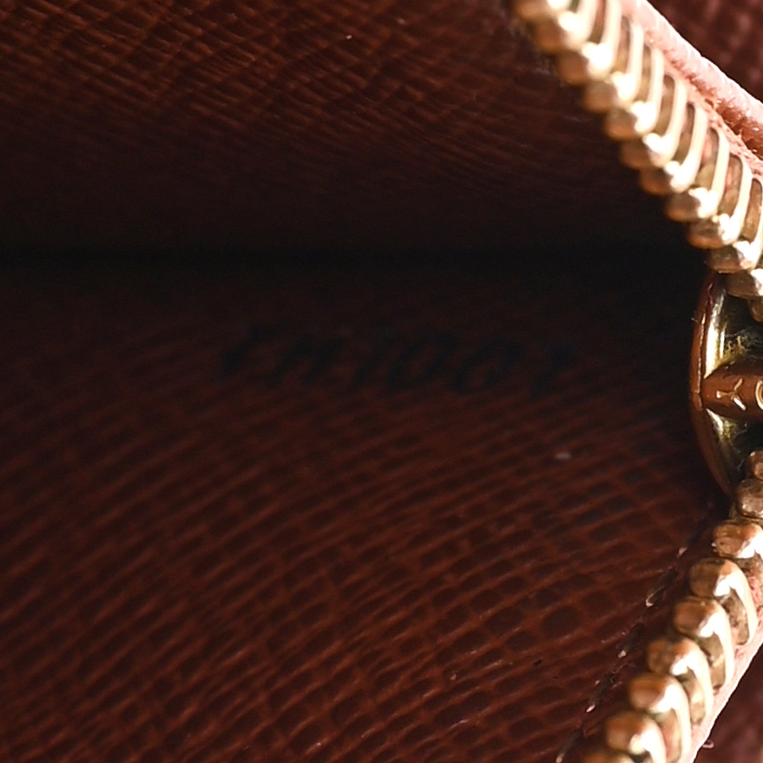 Louis Vuitton Monogram Sarah Wallet