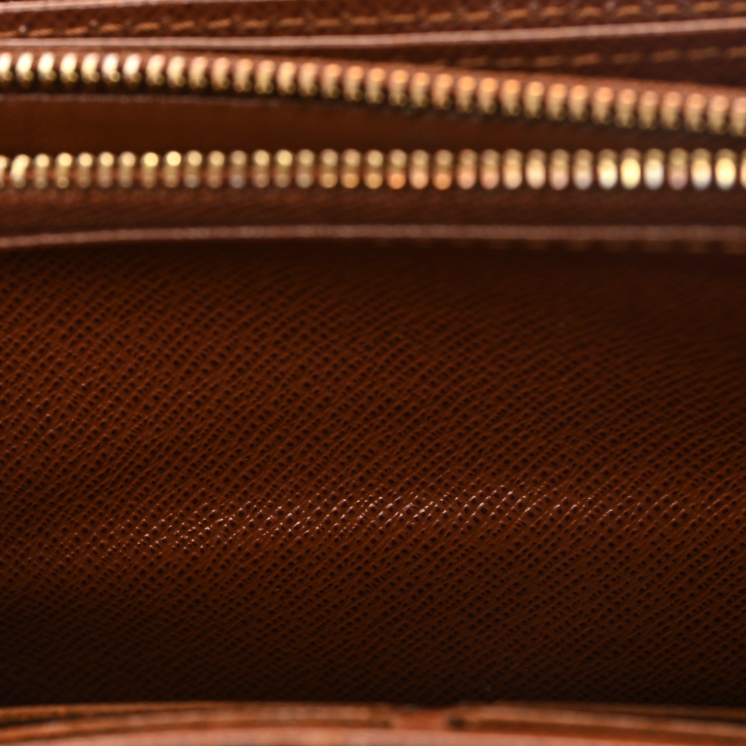 Louis Vuitton Monogram Zippy Wallet
