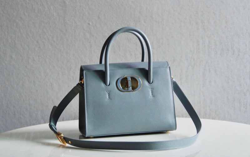 Dior Bags - 5584