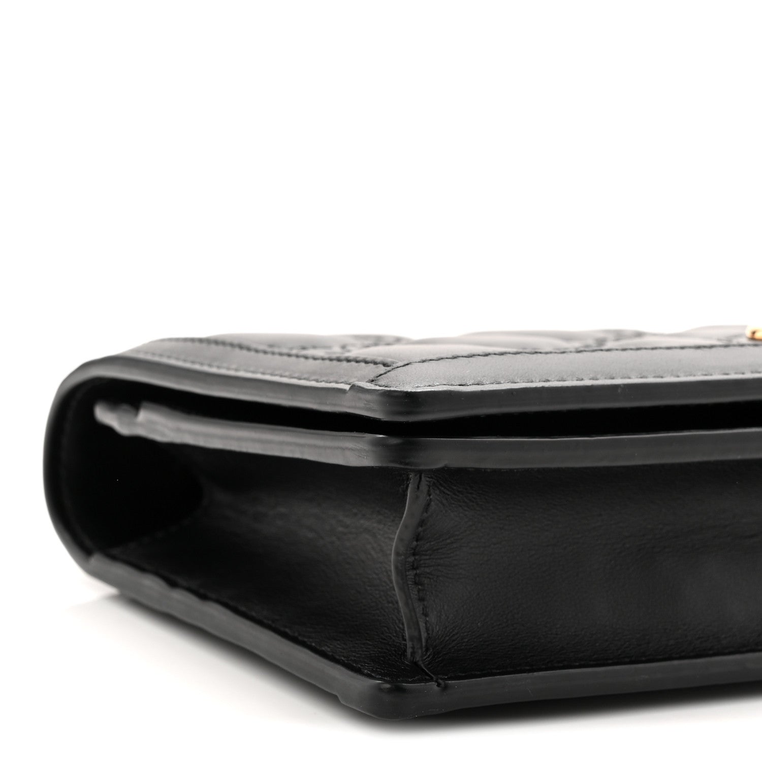 Gucci Calfskin GG Matelasse Chain Wallet Black