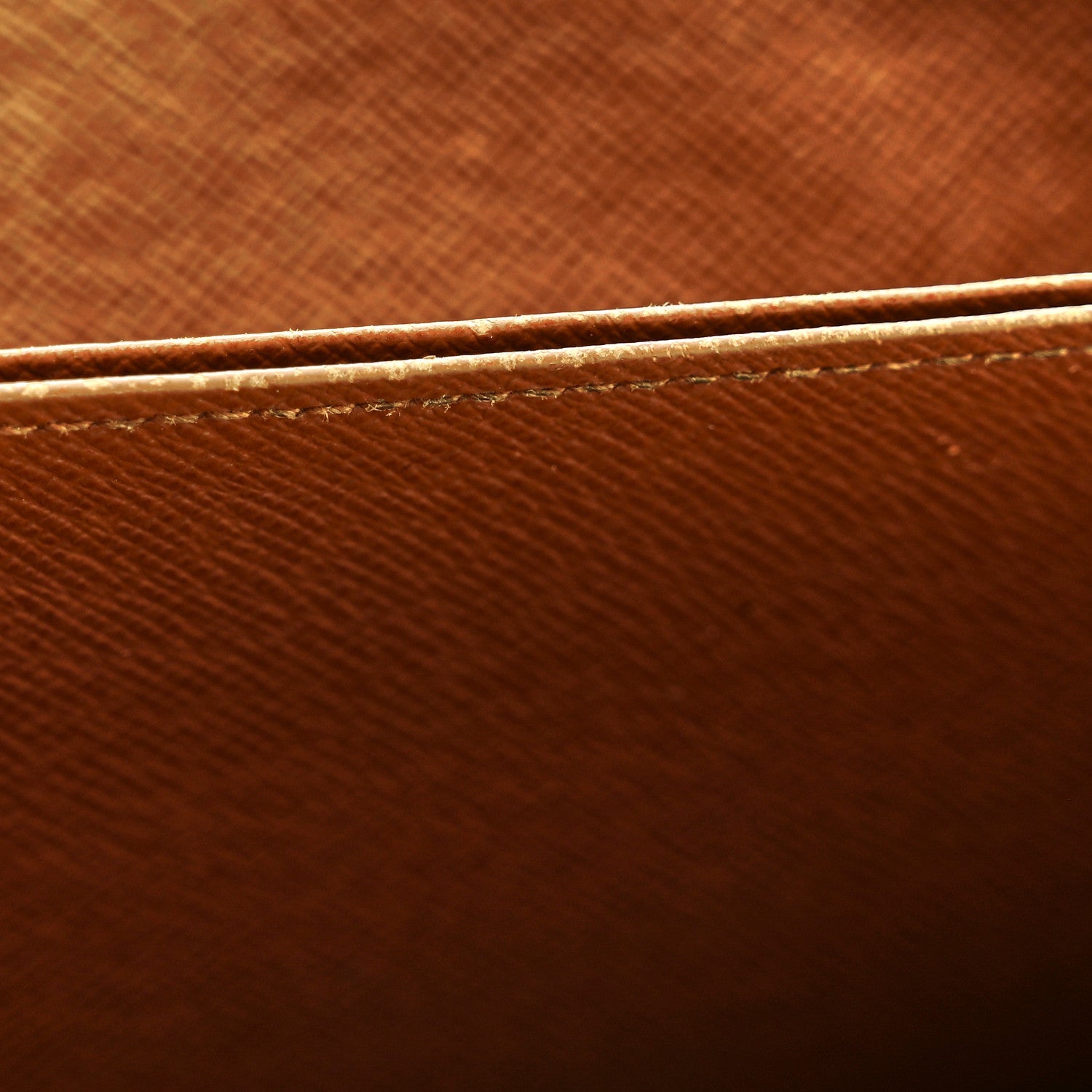 Louis Vuitton Monogram Zippy Wallet
