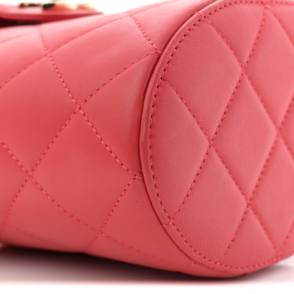 Chanel Lambskin Resin Elegant Chain Vanity Case Red