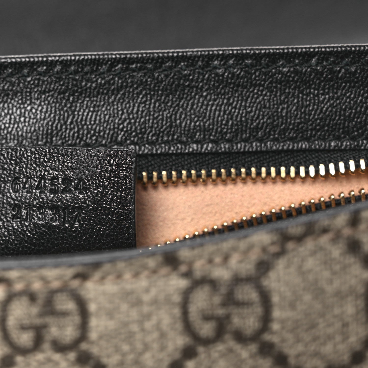 Gucci GG Supreme Monogram Calfskin Small Padlock Messenger Shoulder Bag Beige Black Cuir