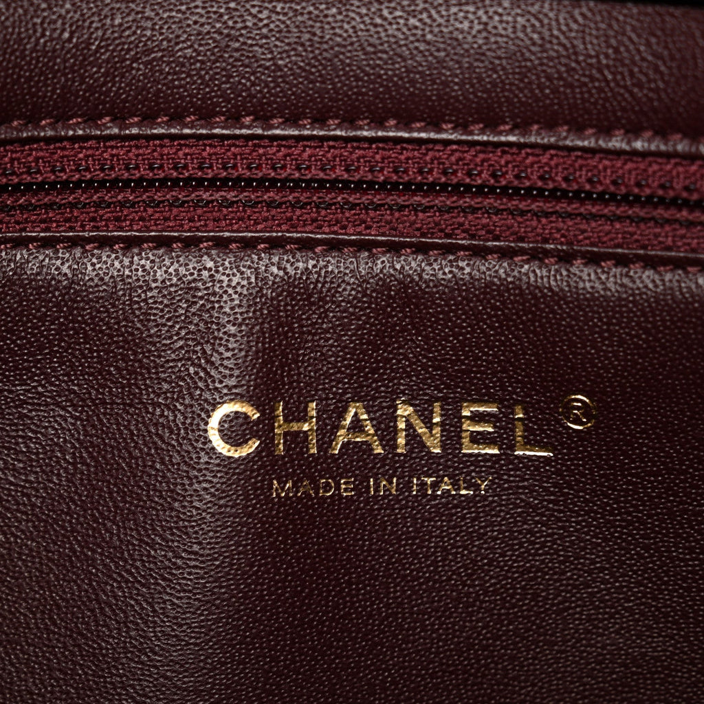 Chanel Lambskin Quilted Medium Diamond CC Flap Black
