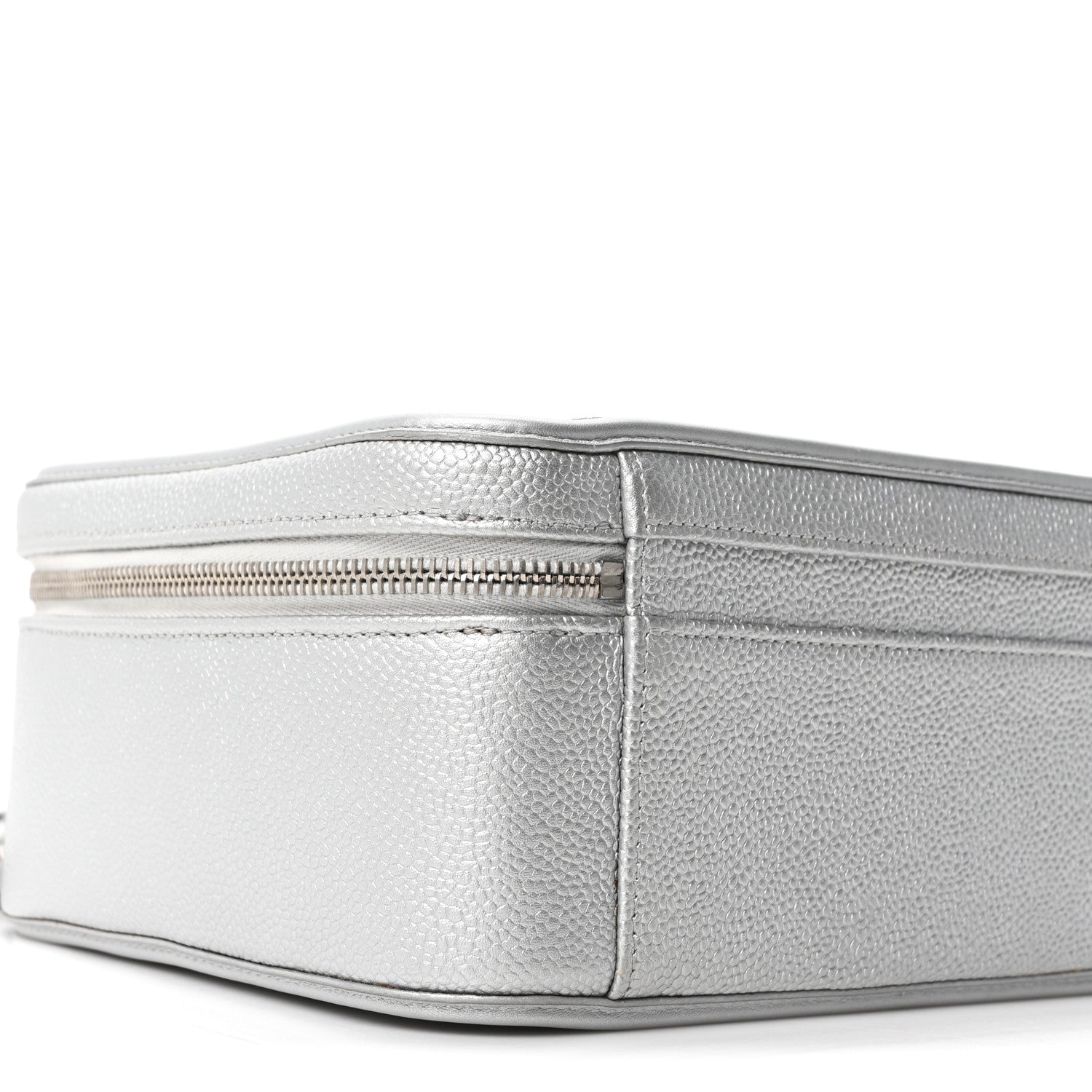 Chanel Metallic Caviar Quilted Large CC Filigree Vanity Case Silver
