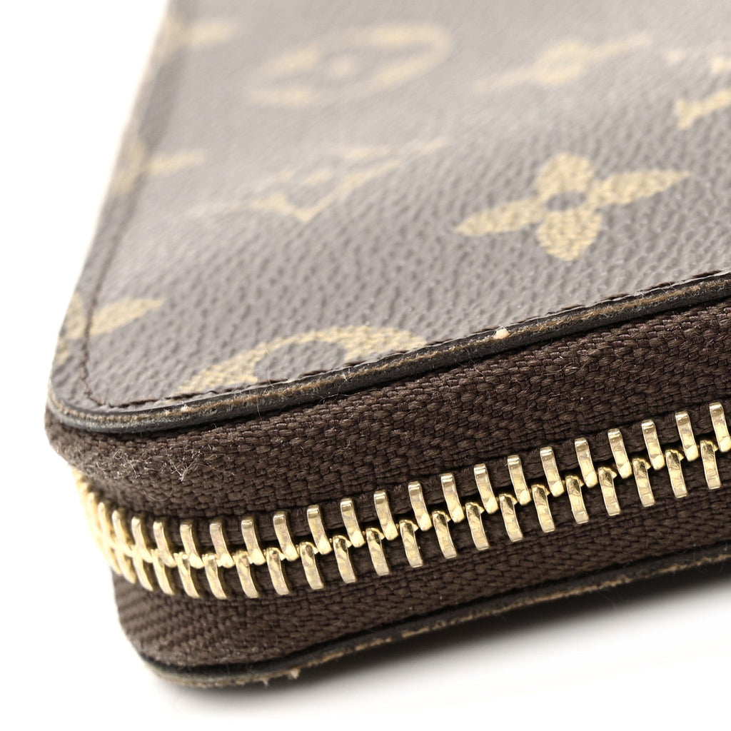 Louis Vuitton Monogram Zippy Compact Wallet
