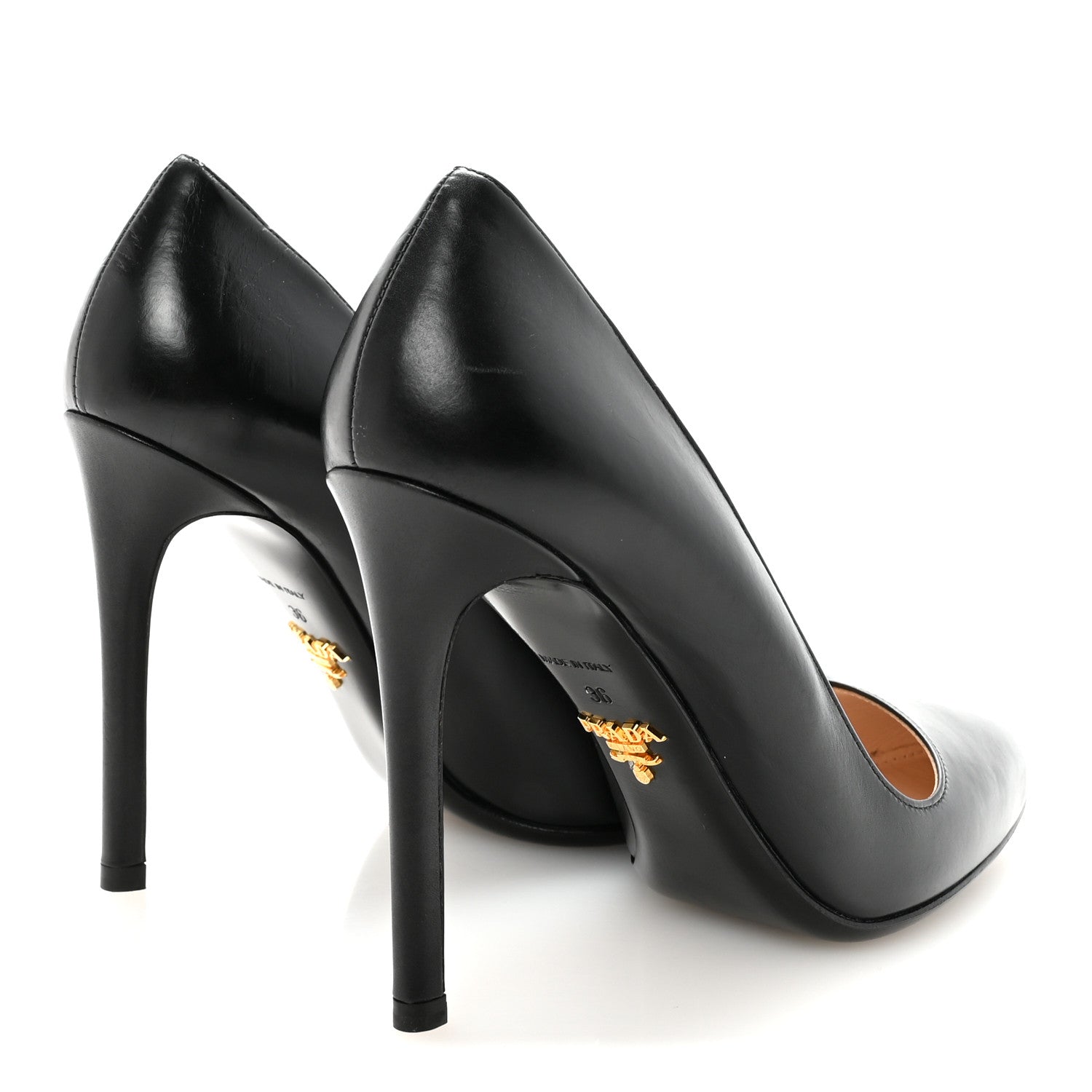 Prada Vitello Pumps 36 Black