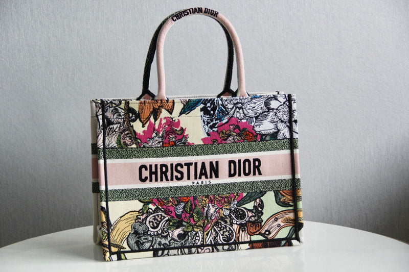 Dior Bags - 2464