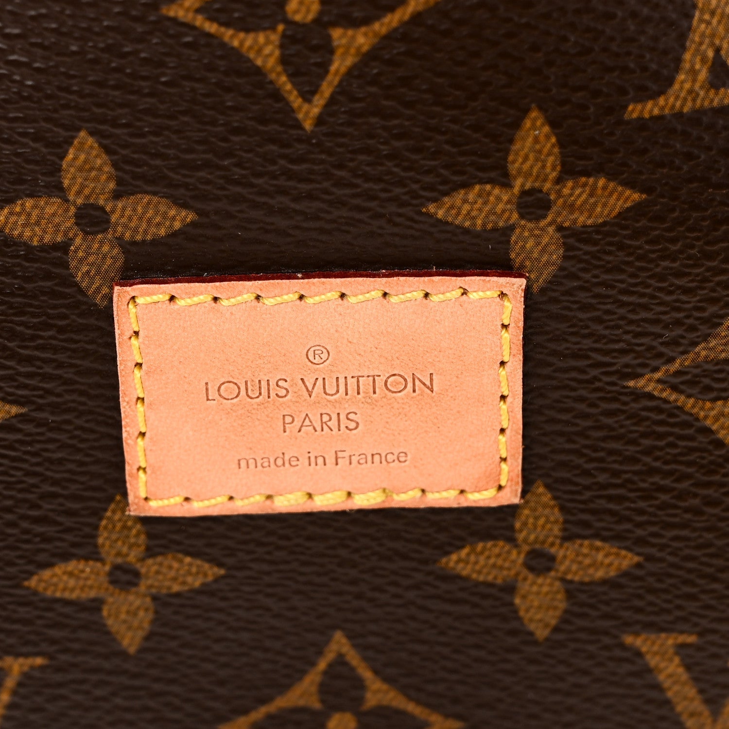 Louis Vuitton Monogram Saumur 30