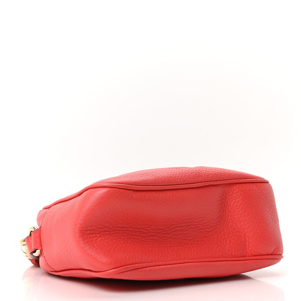 Gucci Pebbled Calfskin Small Soho Disco Bag Tabasco Red
