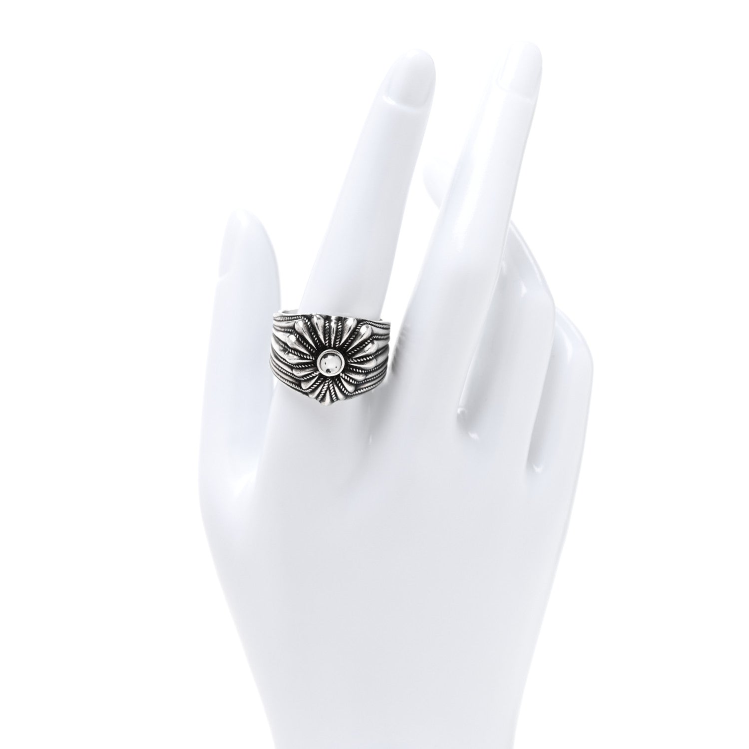 Gucci Sterling Silver Resin Heart Ring 62 10 Black