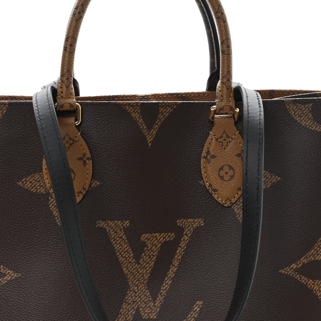 Louis Vuitton Reverse Monogram Giant Onthego MM