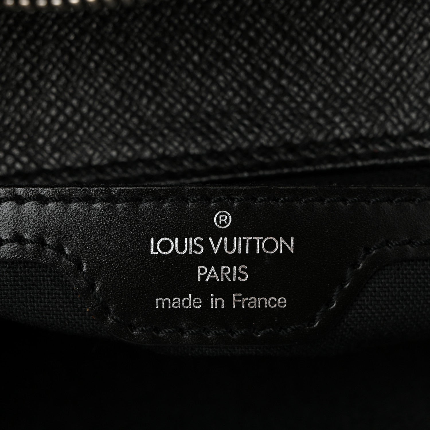 Louis Vuitton Taiga Reporter Messenger Ardoise