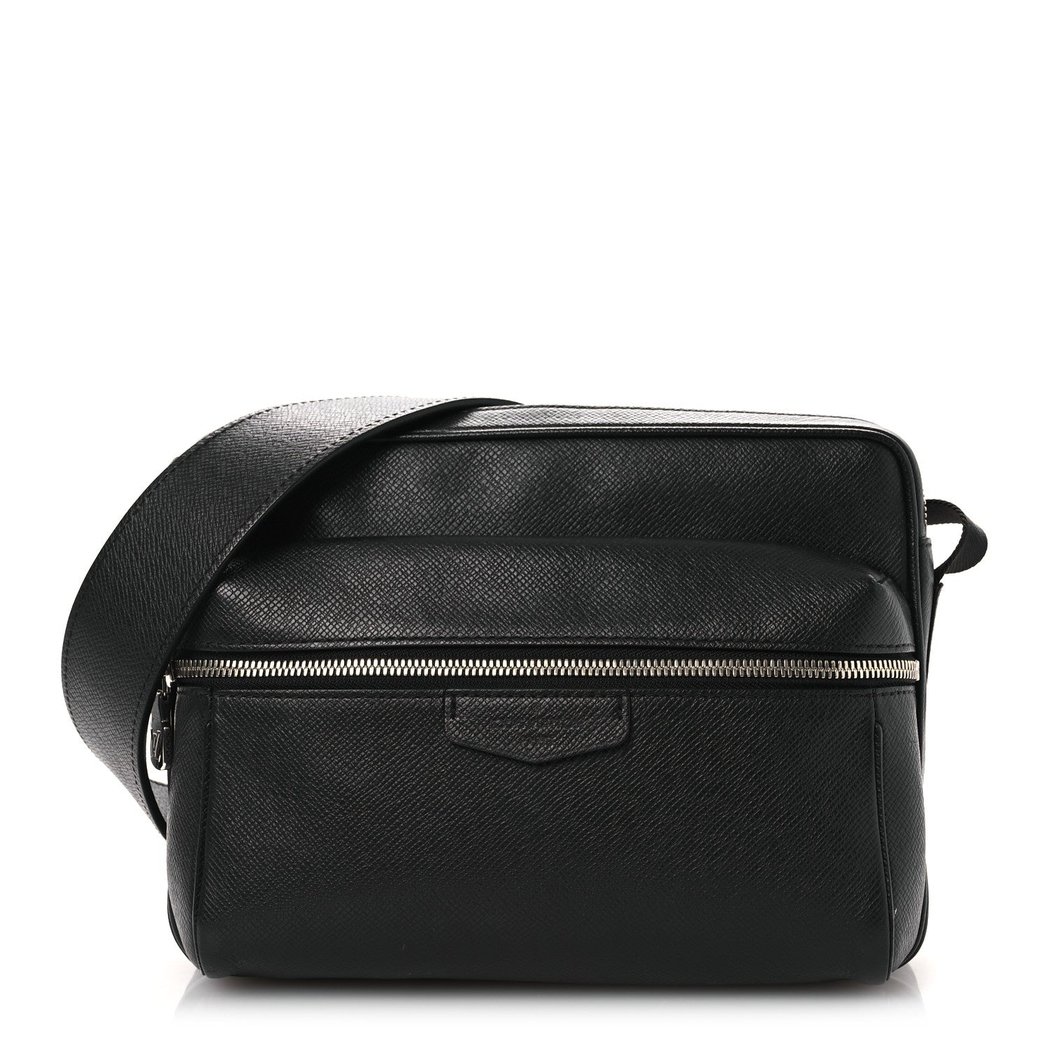 Louis Vuitton Taiga Outdoor Messenger PM Black
