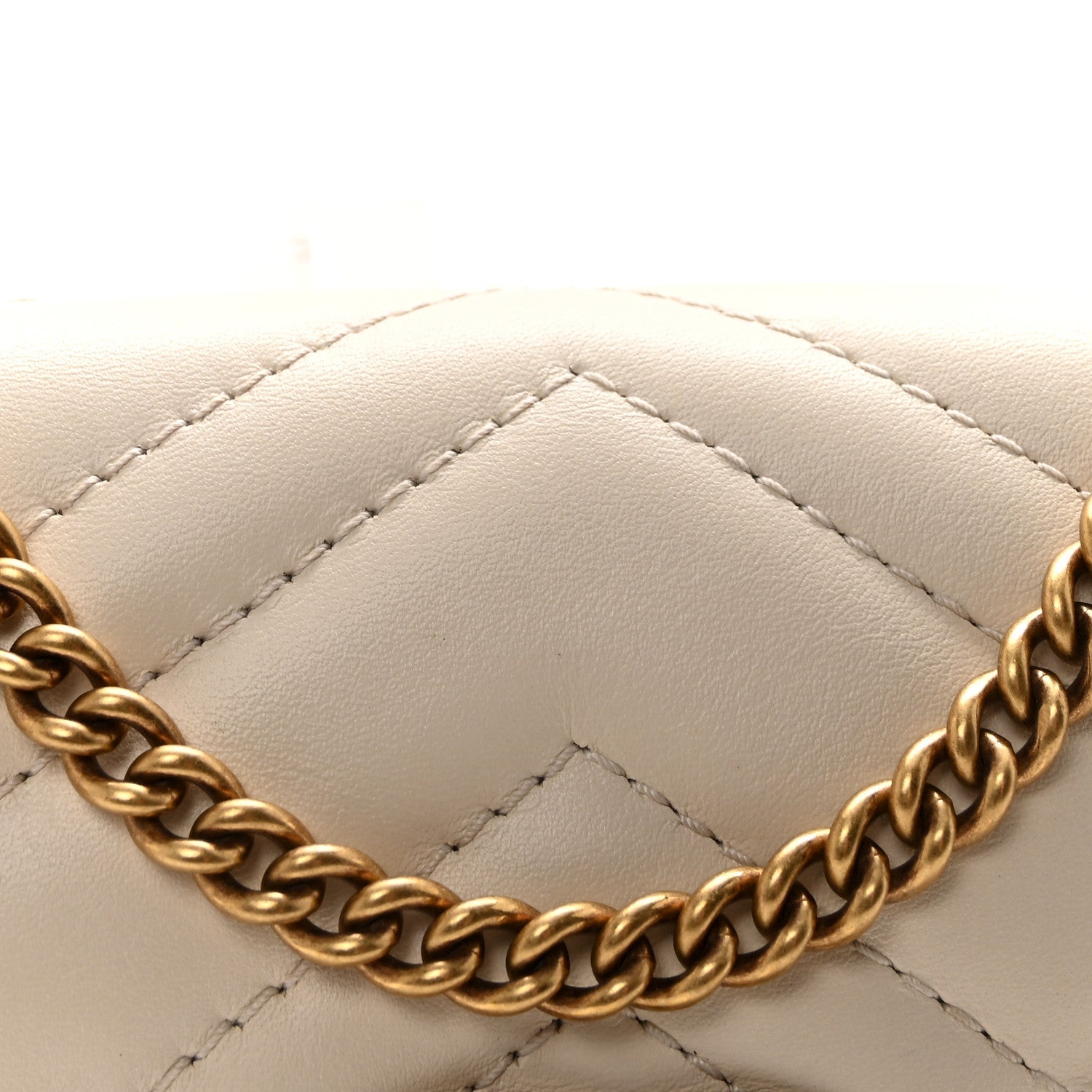 Gucci Calfskin Matelasse Super Mini GG Marmont Shoulder Bag White