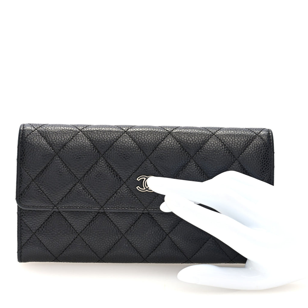 Caviar Quilted Large Gusset Flap Wallet Black