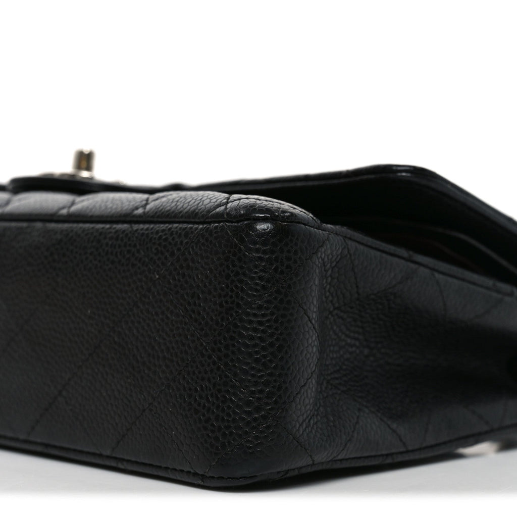 Chanel Caviar Quilted Medium Double Flap Black