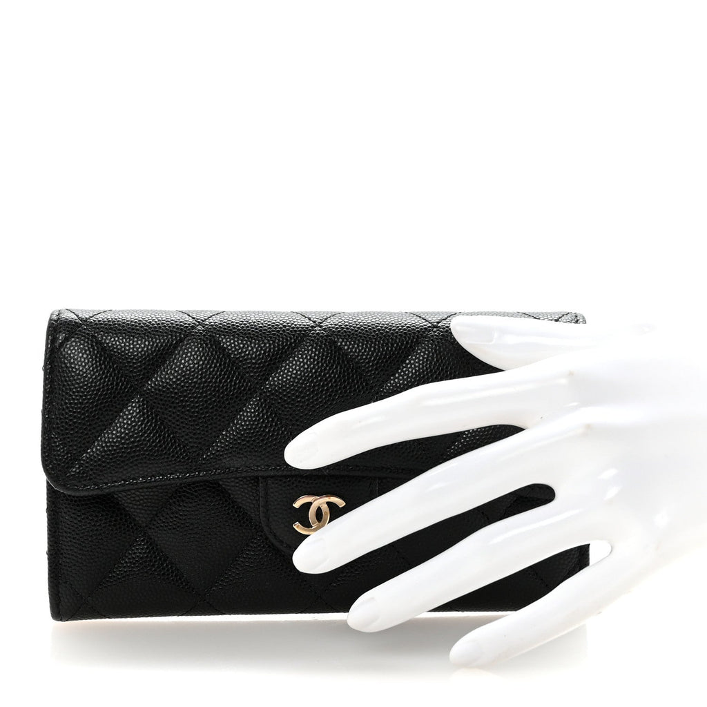Caviar Quilted Medium Gusset Flap Wallet Black