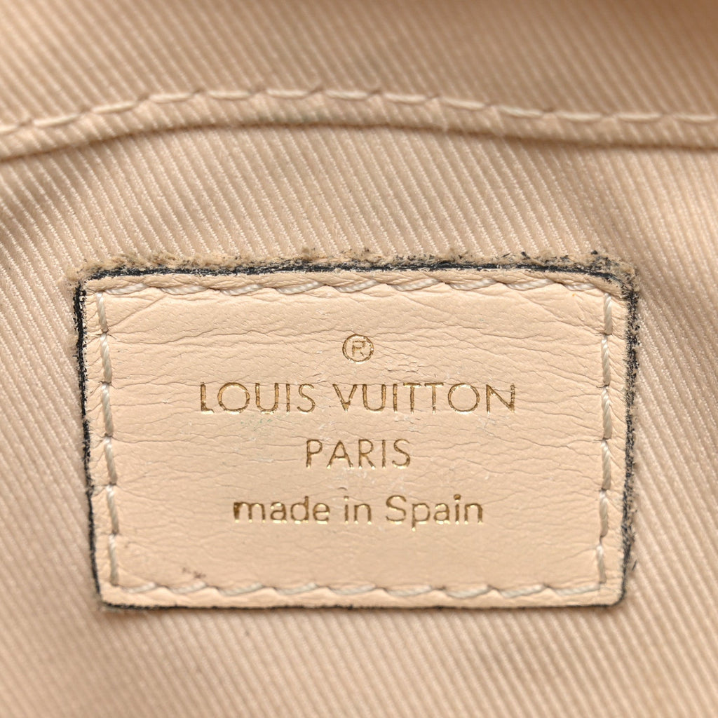 Louis Vuitton Monogram Saintonge Creme