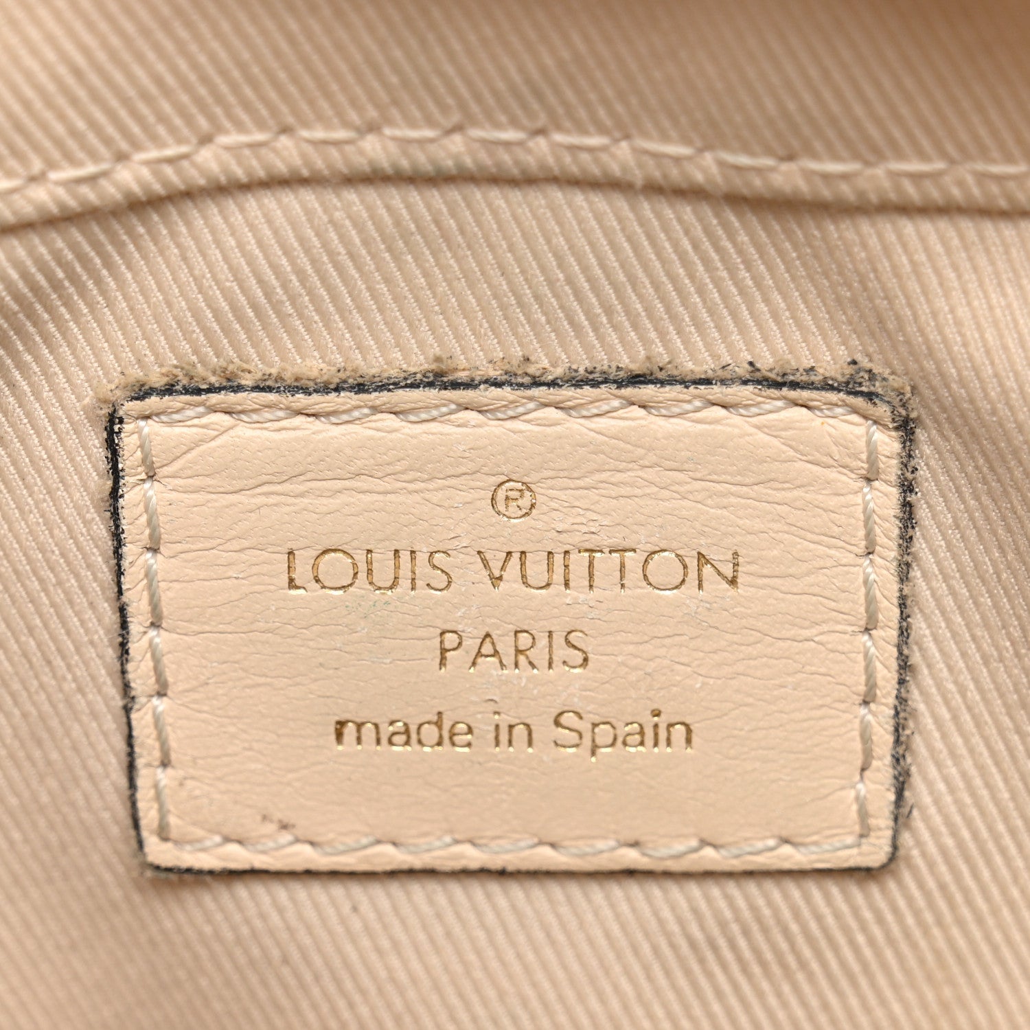 Louis Vuitton Monogram Saintonge Creme