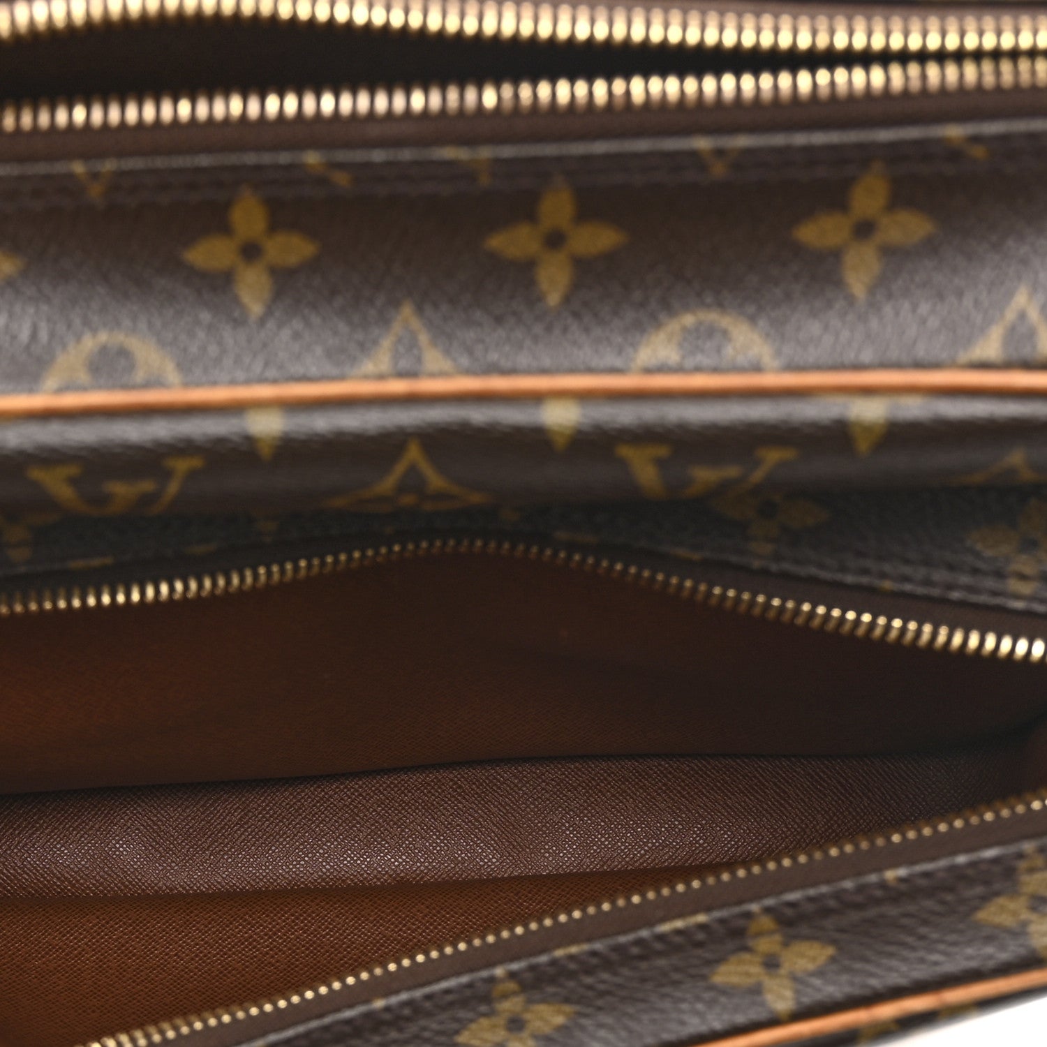 Louis Vuitton Monogram Nil 28