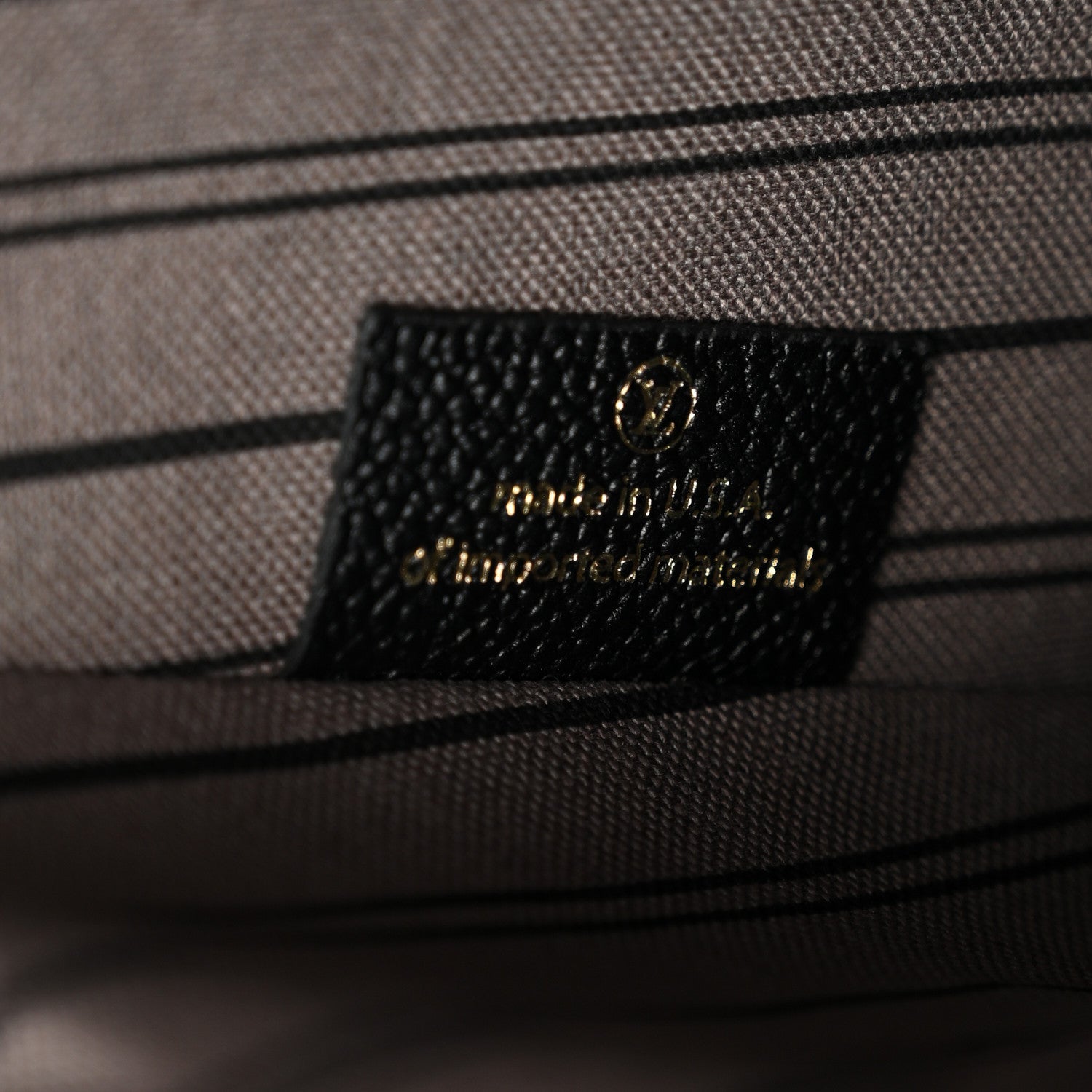 Louis Vuitton Empreinte Pochette Metis Black