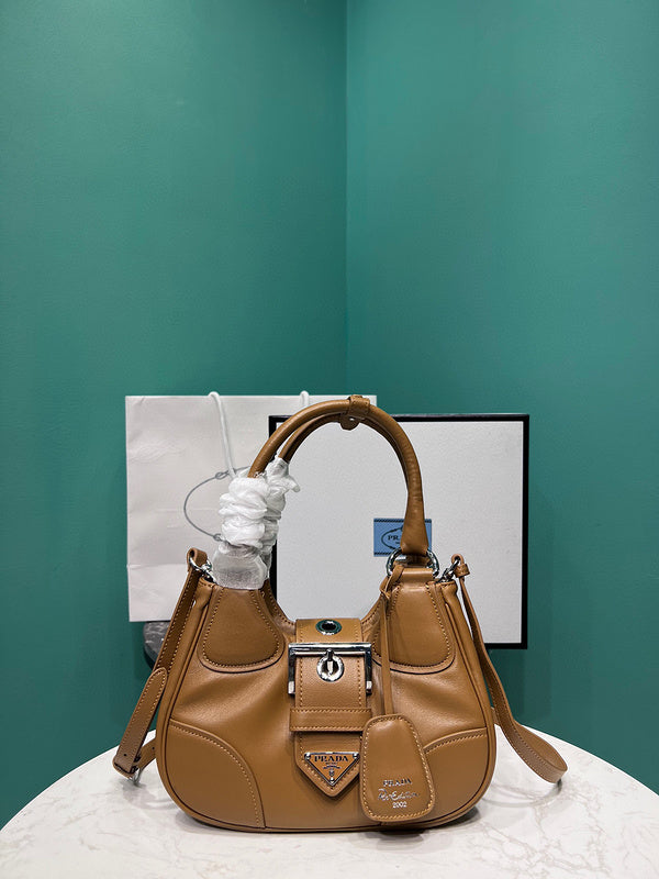Prada Bags - 639